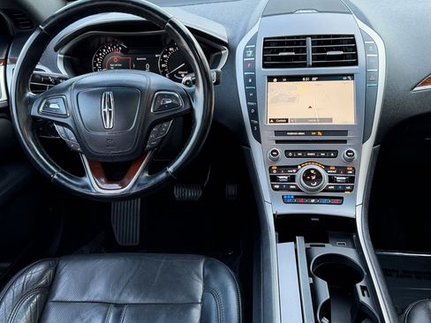Used 2018 Lincoln MKZ Reserve w/ Climate Package FWD image 27