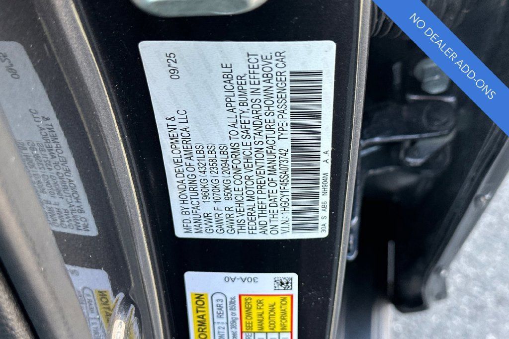 Certified 2025 Honda Accord SE image 30