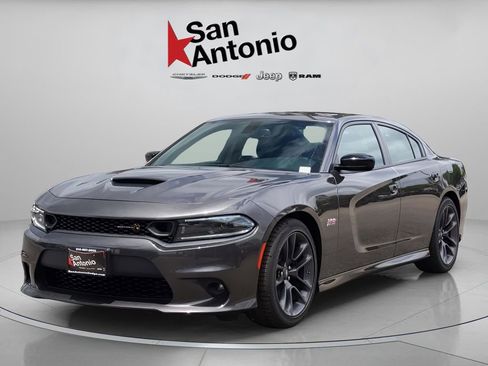Used 2023 Dodge Charger Scat Pack image 4