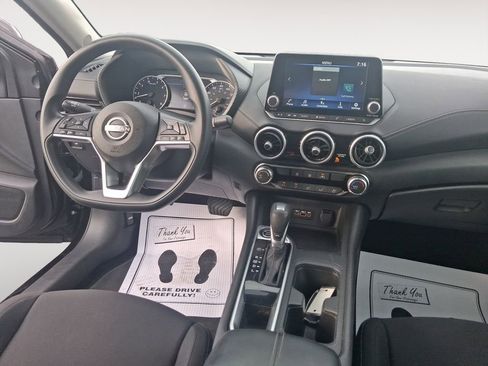 Used 2024 Nissan Sentra SV FWD image 11