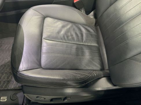 Used 2018 Audi Q5 2.0T Premium Plus w/ Premium Plus Package image 14