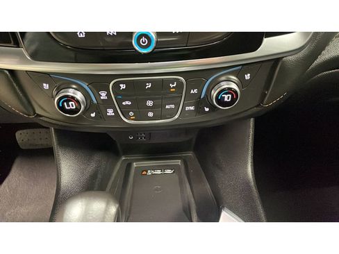 Used 2021 Chevrolet Traverse Premier w/ Redline Edition image 12