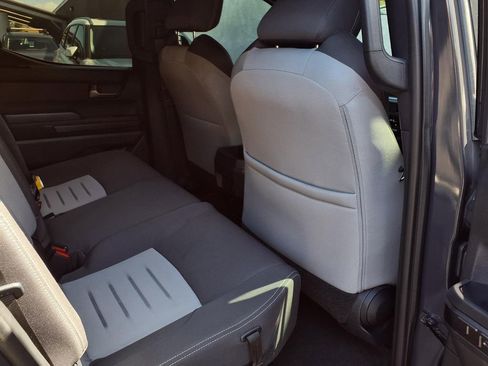 Used 2024 Toyota Tacoma TRD Sport RWD image 21