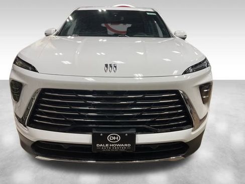 Used 2025 Buick Enclave Preferred image 5