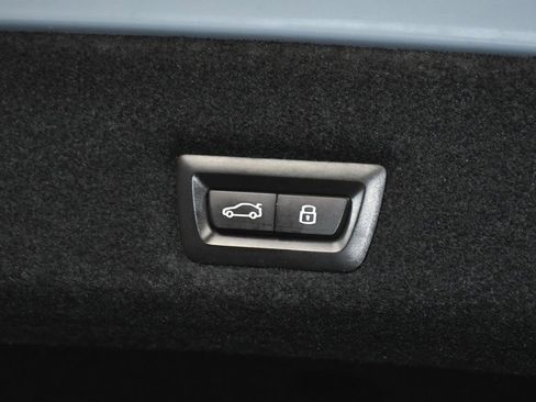 Used 2024 BMW 740i xDrive 740i xDrive image 93