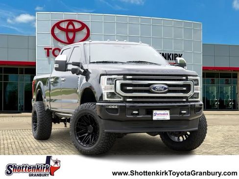 Used 2022 Ford F250 Platinum w/ FX4 Off-Road Package AWD/4WD image 1