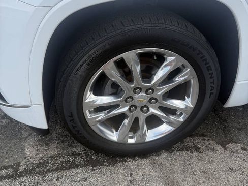 Used 2018 Chevrolet Traverse High Country AWD/4WD image 11