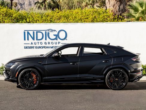 Used 2025 Lamborghini Urus SE AWD/4WD image 11