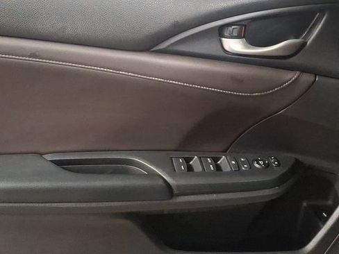 Certified 2019 Honda Insight Touring image 12