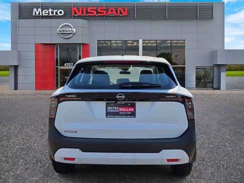 New 2026 Nissan Kicks S FWD image 5