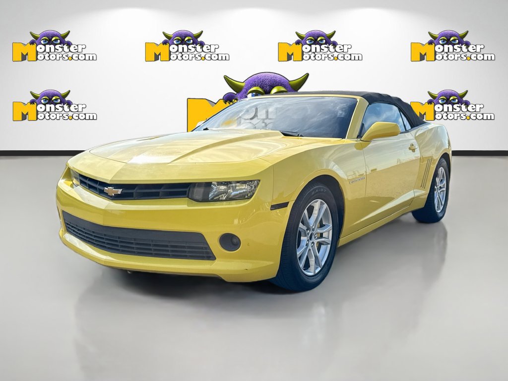 Used 2015 Chevrolet Camaro LT RWD image 1