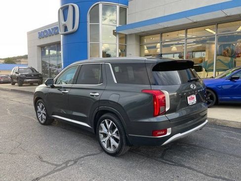 Used 2022 Hyundai Palisade Limited w/ Cargo Package AWD/4WD image 3