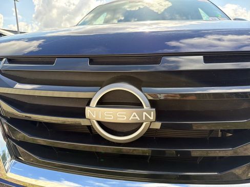 Used 2025 Nissan Pathfinder SV AWD/4WD image 19