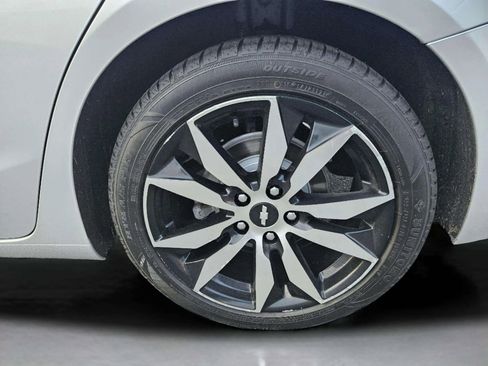 Used 2017 Chevrolet Malibu LT w/ Leather Package image 34