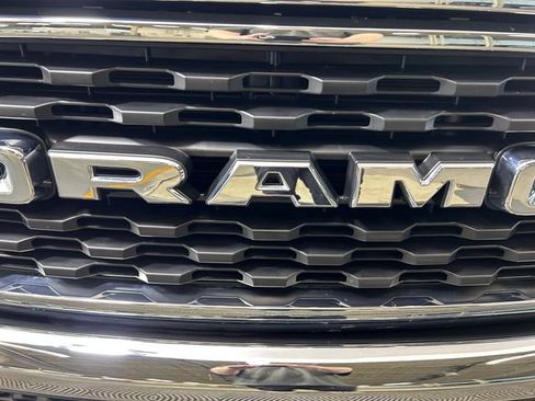 Used 2023 RAM 1500 Big Horn AWD/4WD image 10