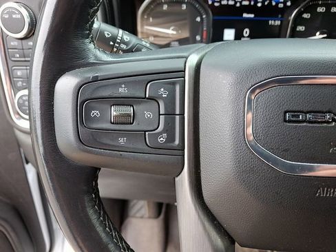 Used 2022 GMC Sierra 3500 Denali w/ Denali Ultimate Package AWD/4WD image 21