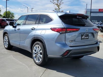 Used 2023 Toyota Highlander Limited
