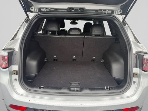 Certified 2025 Jeep Compass Limited AWD/4WD image 19