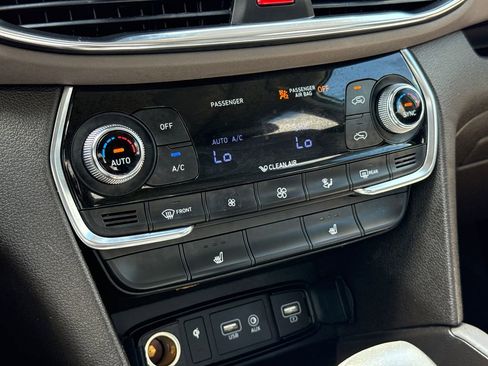 Used 2020 Hyundai Santa Fe SEL FWD image 26