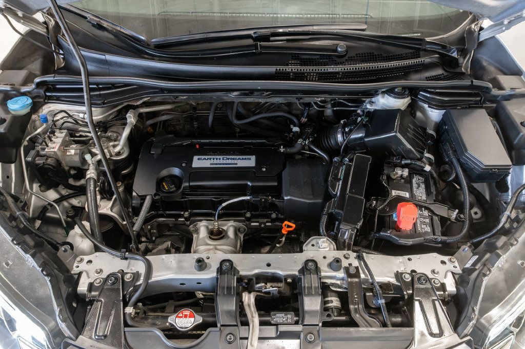 Used 2015 Honda CR-V EX image 3