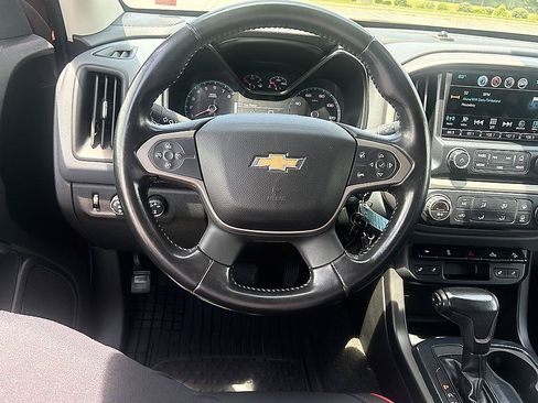 Used 2016 Chevrolet Colorado Z71 AWD/4WD image 13