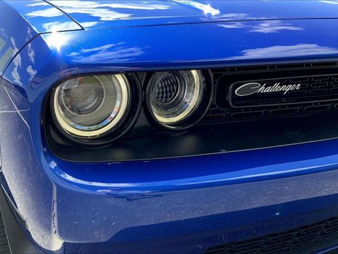 Used 2022 Dodge Challenger R/T w/ Shaker Package image 25