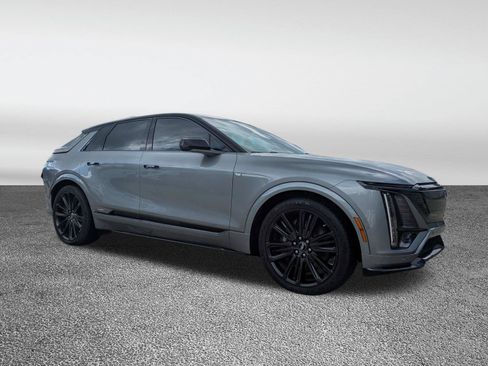 Used 2026 Cadillac Lyriq V w/ LPO, Floor Liner Package AWD/4WD image 3