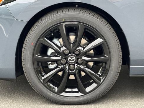 New 2025 MAZDA MAZDA3 Carbon image 32