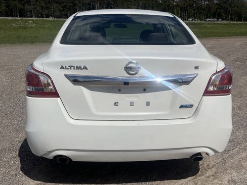 Used 2013 Nissan Altima 2.5 S FWD image 4