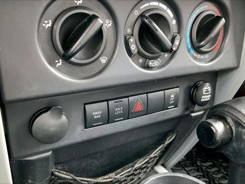 Used 2010 Jeep Wrangler Unlimited Rubicon w/ Trailer Tow Group AWD/4WD image 26