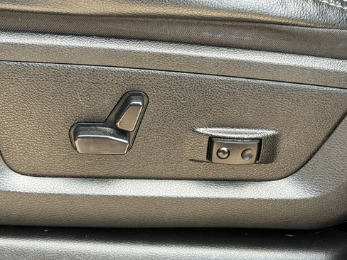 Used 2024 RAM 2500 Laramie w/ Off Road Package AWD/4WD image 33