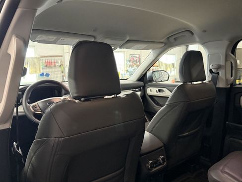 New 2026 Ford Explorer Active w/ Active Comfort Package image 20