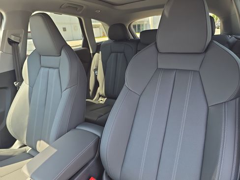New 2025 Audi Q5 Prestige image 22