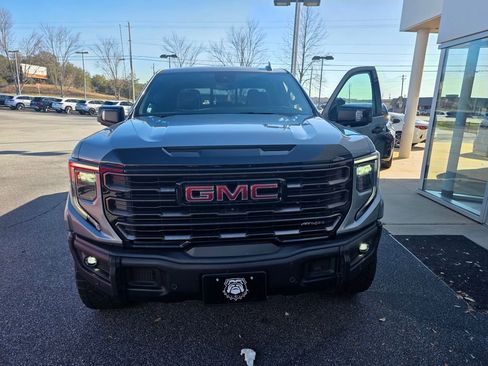 Used 2023 GMC Sierra 1500 AT4X w/ AT4X AEV Edition image 3