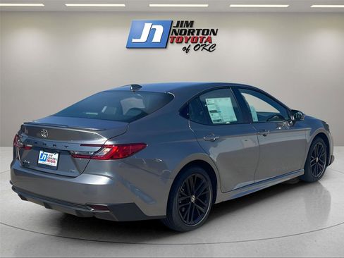 New 2026 Toyota Camry SE image 5