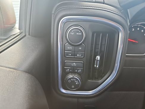 Used 2021 Chevrolet Silverado 1500 LT w/ Bed Protection Package image 11