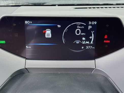 New 2026 Toyota Prius LE image 17