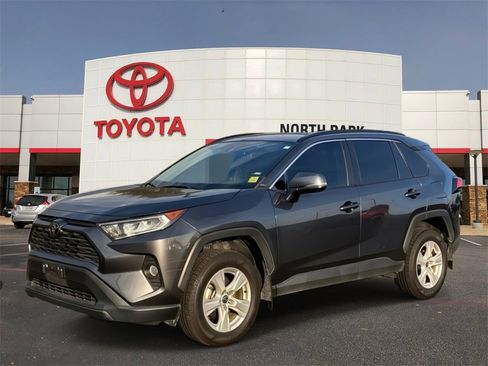 Certified 2021 Toyota RAV4 XLE image 1