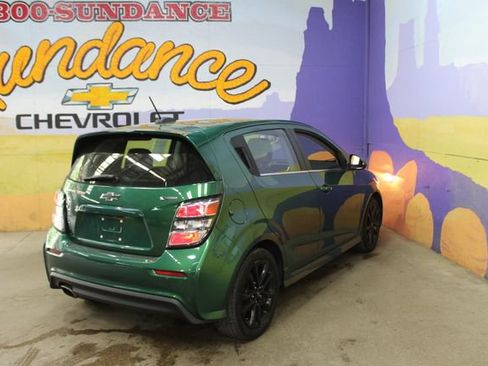 Used 2018 Chevrolet Sonic Premier w/ Driver Confidence Package FWD image 8