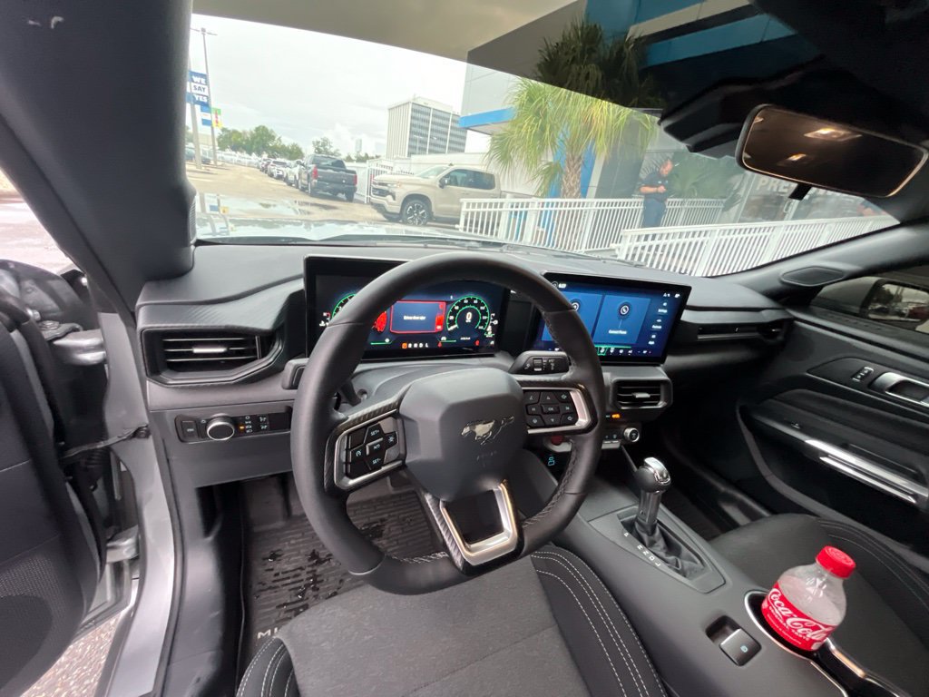 Used 2026 Ford Mustang Coupe RWD image 11
