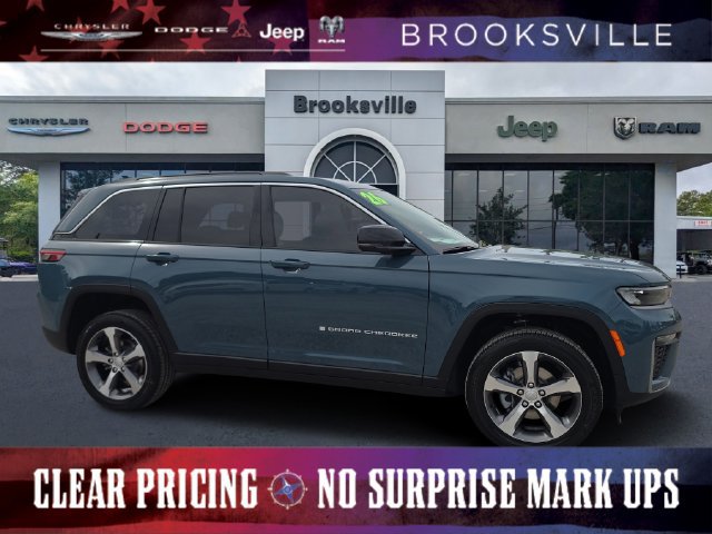 New 2026 Jeep Grand Cherokee Limited w/ Luxury Tech Group II RWD image 1