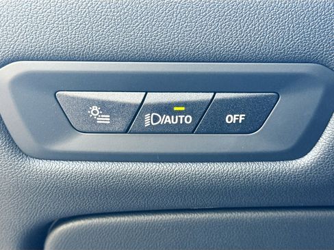 New 2026 BMW X6 xDrive40i w/ Executive Package image 35