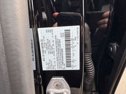 Used 2024 Lincoln Nautilus Premier w/ Equipment Group 102A image 10