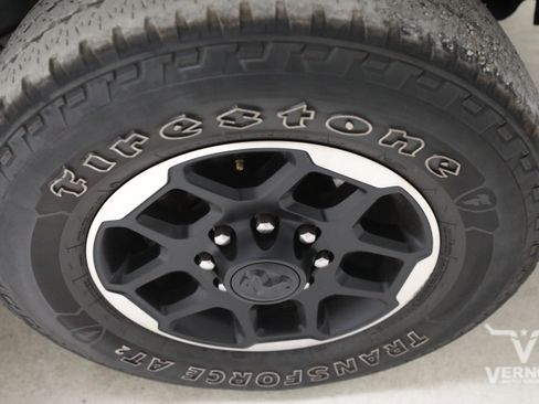 Used 2025 RAM 3500 Laramie AWD/4WD image 32