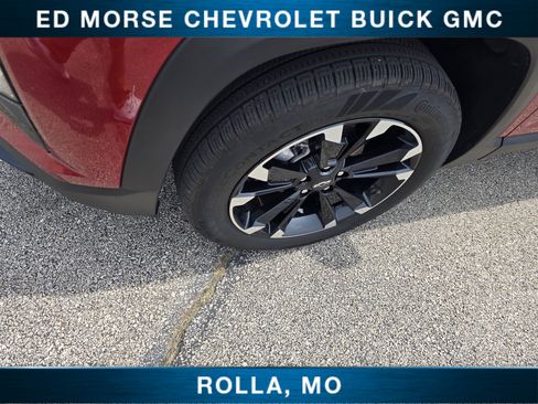 Certified 2025 Chevrolet Equinox RS w/ Convenience Package III AWD/4WD image 9