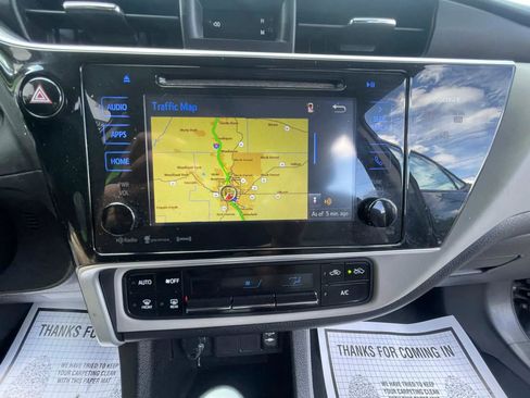 Used 2017 Toyota Corolla SE FWD image 22