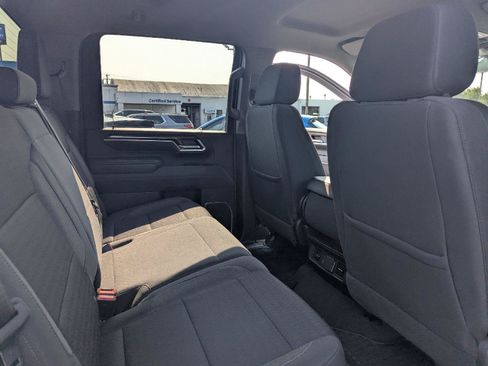 Used 2025 Chevrolet Silverado 2500 LT w/ Convenience Package AWD/4WD image 26