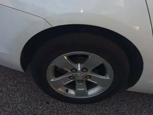 Used 2013 Chevrolet Malibu LS image 5