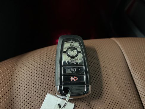 Used 2026 Lincoln Aviator Reserve image 42