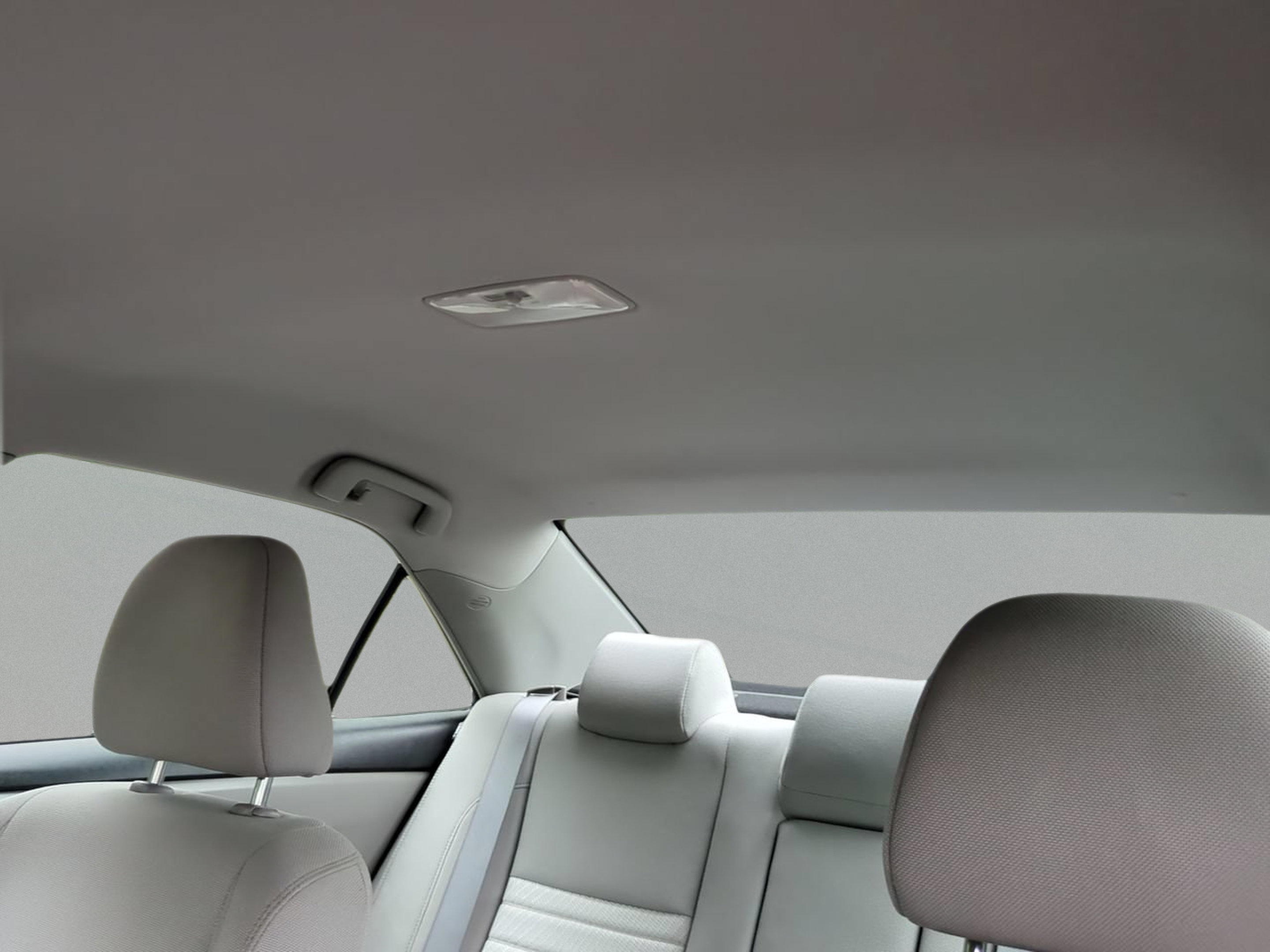Used 2016 Toyota Camry LE FWD image 29